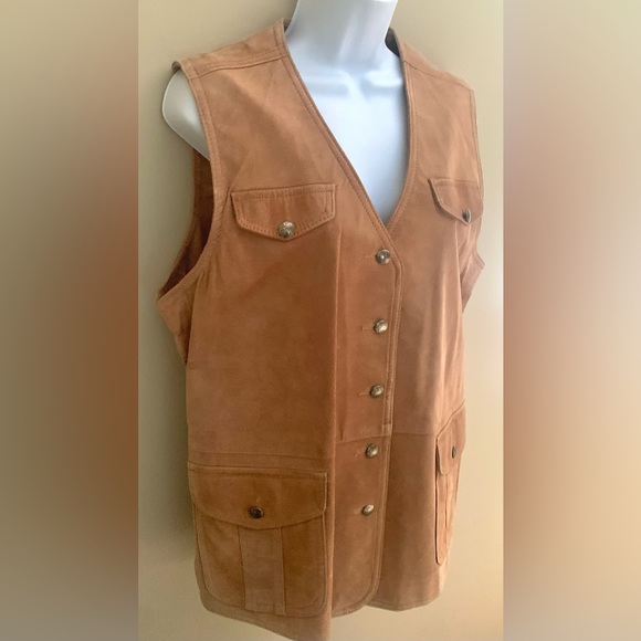 Tan Suede Vest Jacket - Picture 4 of 12